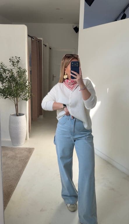 Jean taille haute ample bleu ciel - Pantalons & Jeans | Sodress