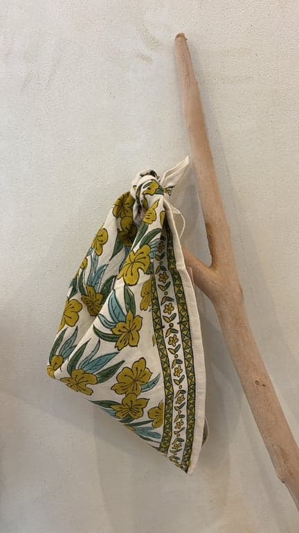 Petit foulard à motifs - photo 4