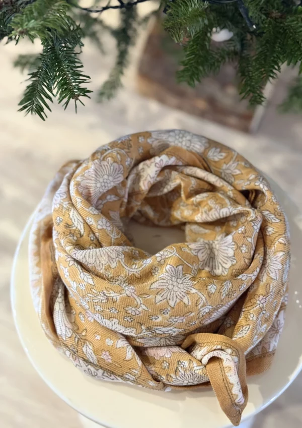 Grand foulard en laine – Image 2