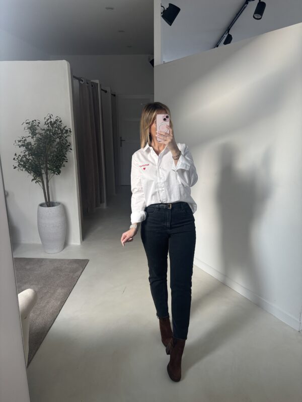 Chemisier blanc brodé "amour"