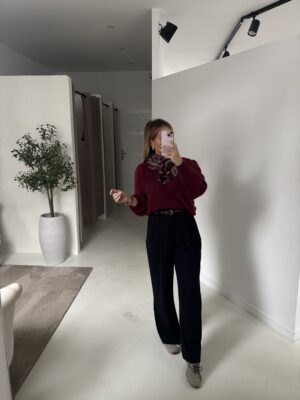 Pull à épaulettes bordeaux