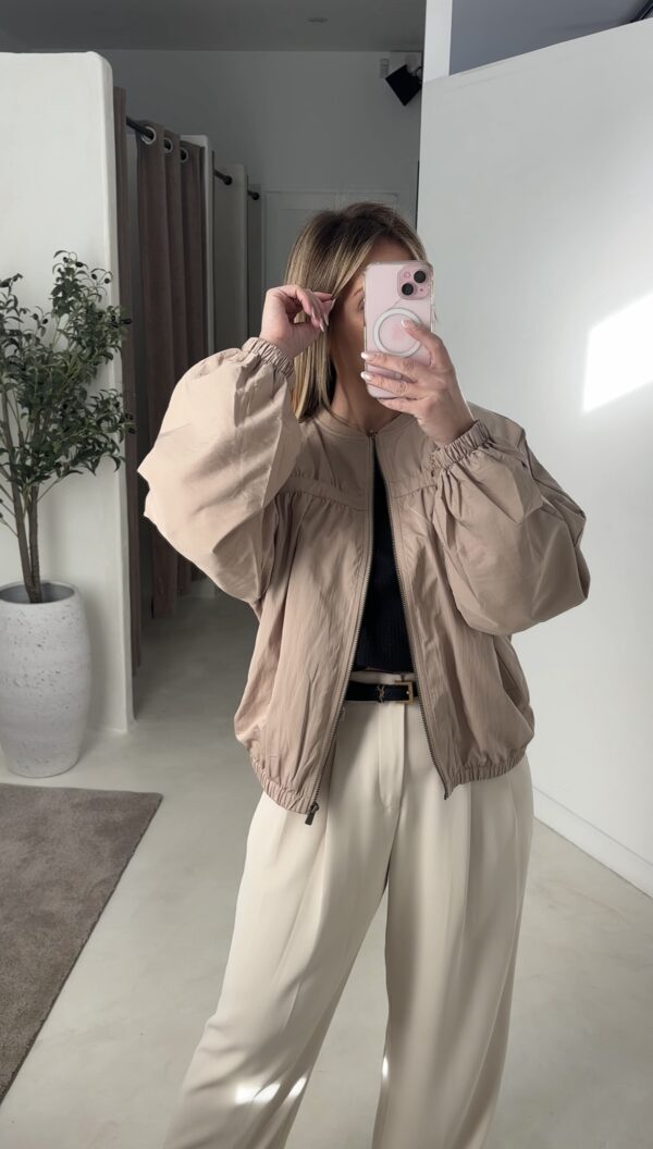 Veste bomber courte en nylon à la coupe oversize – Image 2