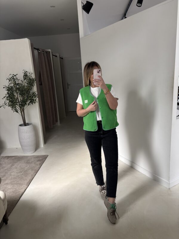 Veste en moumoute sans manches verte
