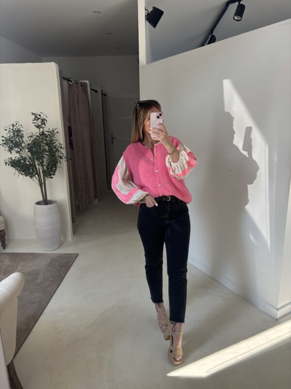 Gilet sans manches boutonné rose bonbon – Image 2