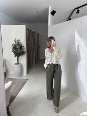 Gilet court style crochet beige
