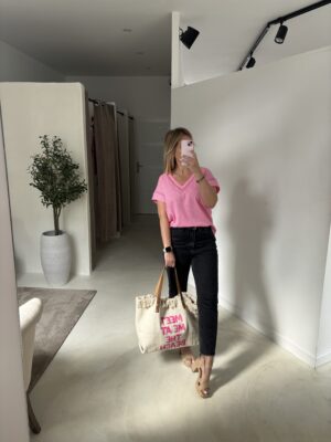 T-shirt col V rose ajouré style œillets, détails irisés
