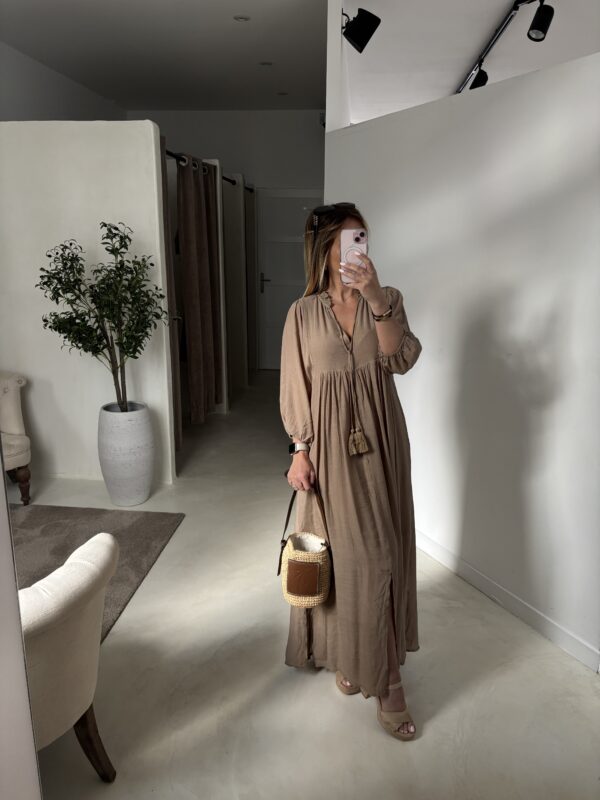 Robe longue beige foncée bohème manches 3/4