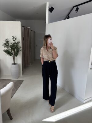 Chemise manches courtes beige foncée avec broderies écrues