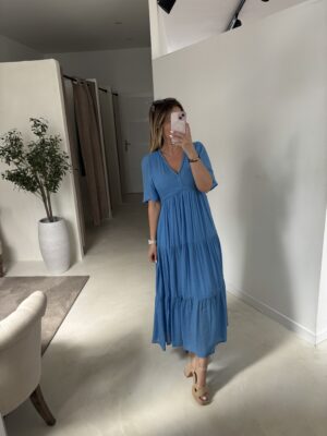 Robe longue bleue détails tressés