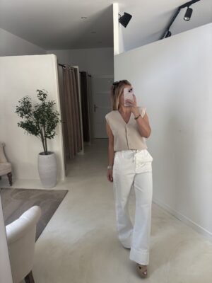 Gilet sans manches col V beige à épaulettes