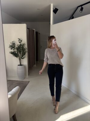 Pull beige manches courtes