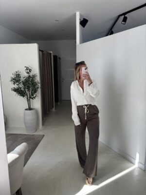 Pantalon subtilement côtelé, coupe large