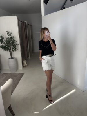 Short blanc en coton, ceinturé