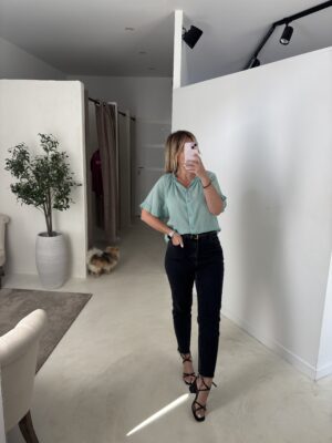 Blouse bleue manches courtes