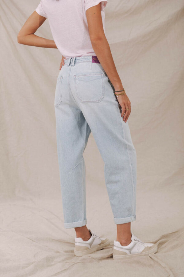 Pantalon boyfriend 7/8 ème bleu clair – Image 4