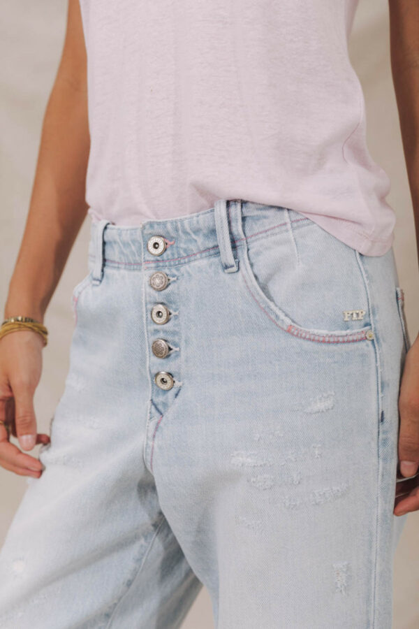 Pantalon boyfriend 7/8 ème bleu clair – Image 3