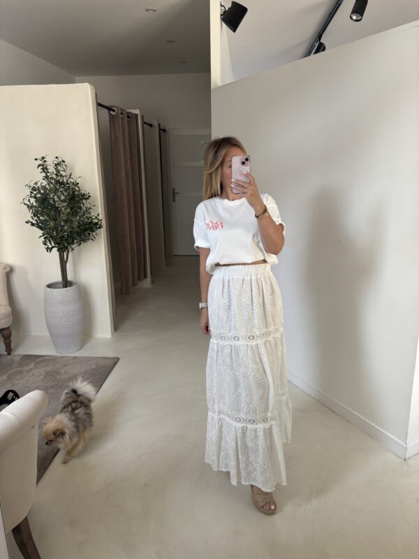 Jupe longue blanche en broderies