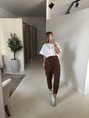 Pantalon en lin marron, poche à l’arrière