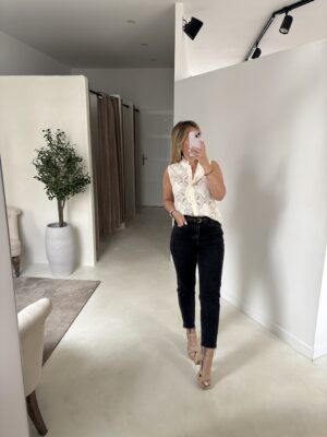 Blouse manches courtes écrue, total dentelle