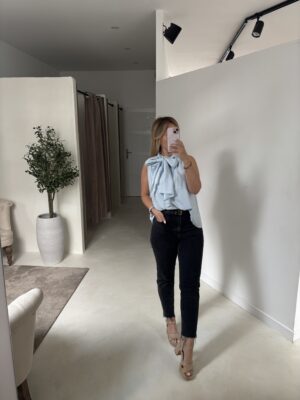 Top avec col à nouer bleu pastel