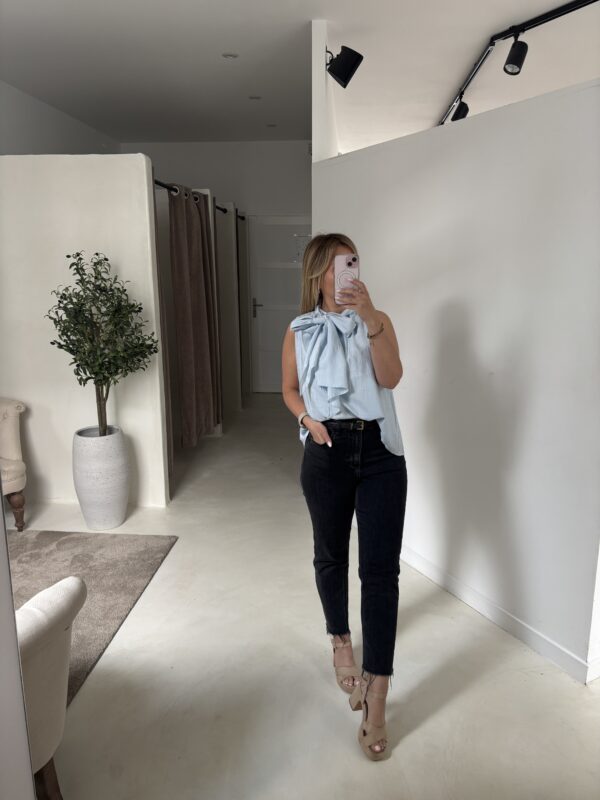 Top avec col à nouer bleu pastel