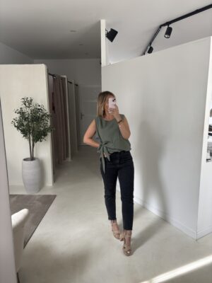 Top kaki à nouer sur le côté effet lin