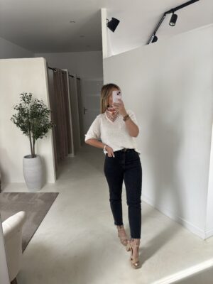 Pull beige manches courtes