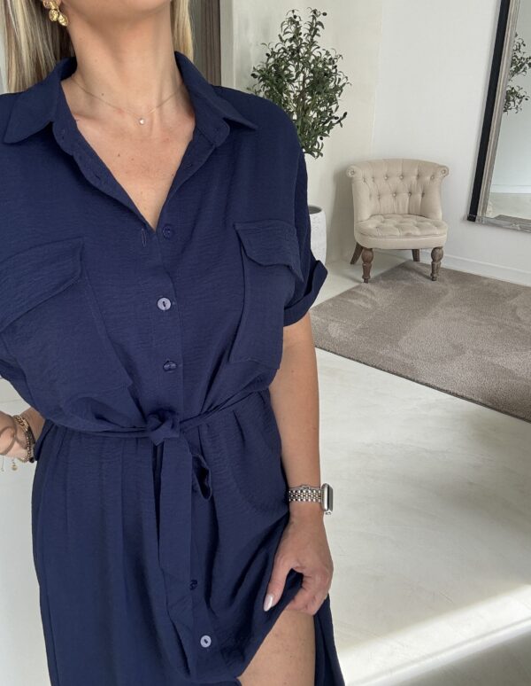Robe longue bleu marine effet chemise – Image 2