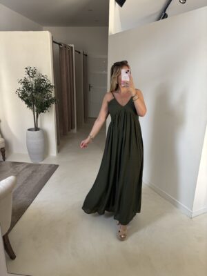 Robe longue kaki à bretelles