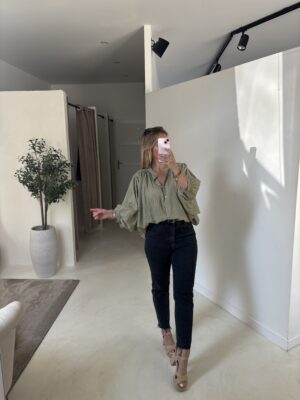 Blouse ample et fluide vert sauge