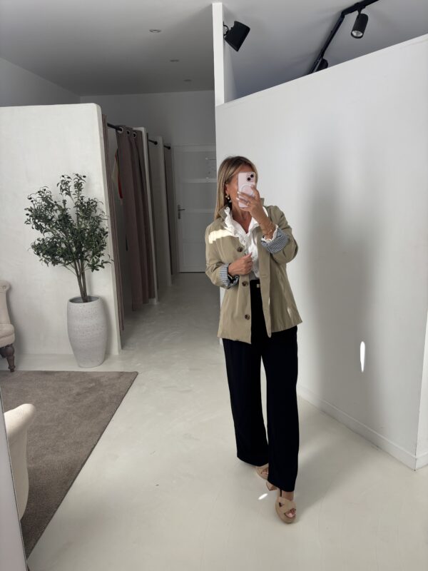Surechemise style trench léger kaki clair avec col montant