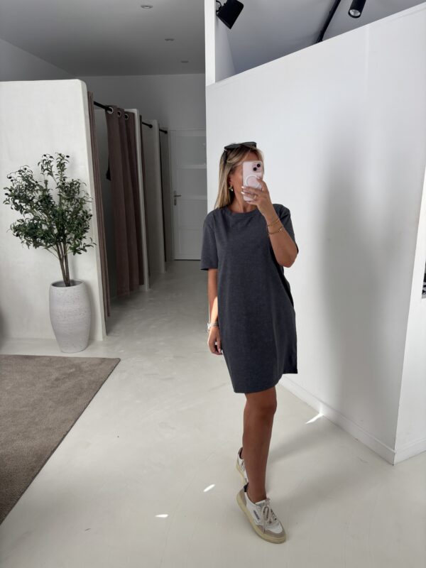 Robe t-shirt gris effet délavé