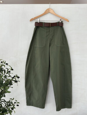 Pantalon ballon kaki ceinturé