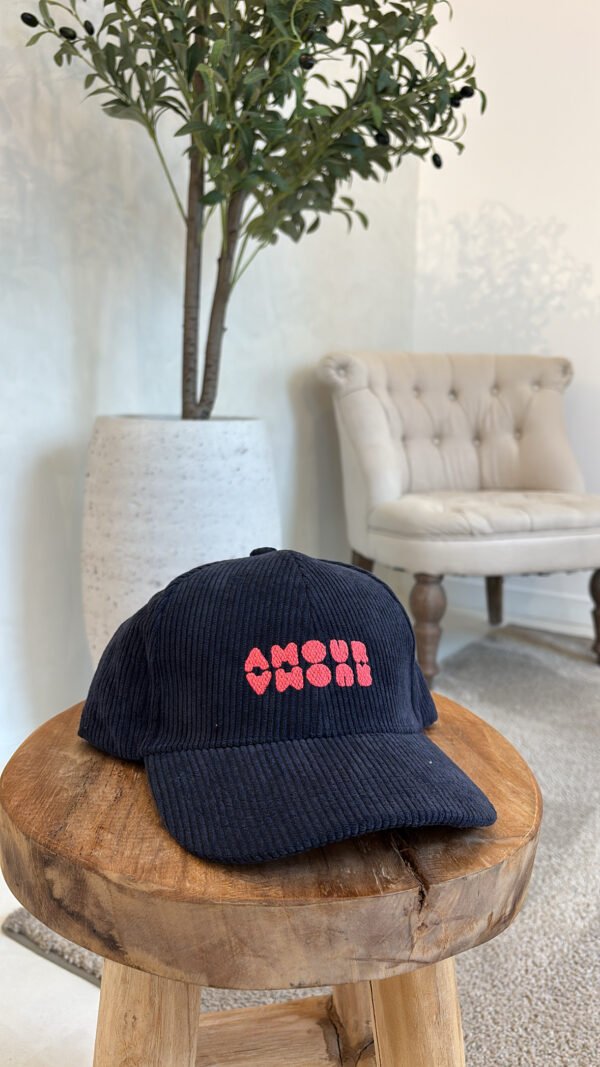 Casquette en velours « Amour » – Image 4
