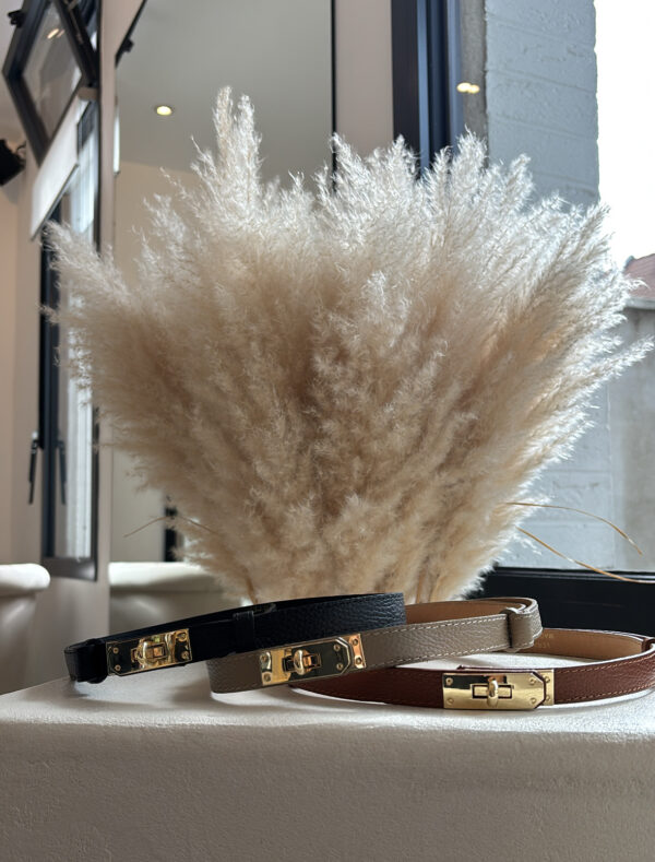 Ceinture en cuir avec fermoir doré