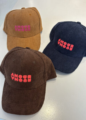 Casquette en velours « Amour »