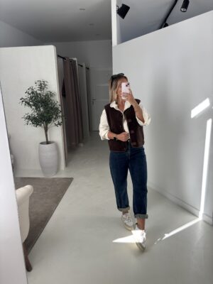 Veste sans manches en daim réversible molletonnée marron