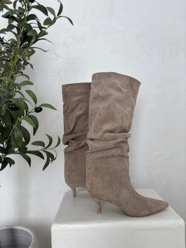 Bottes à talons beige, bout pointu – Image 2