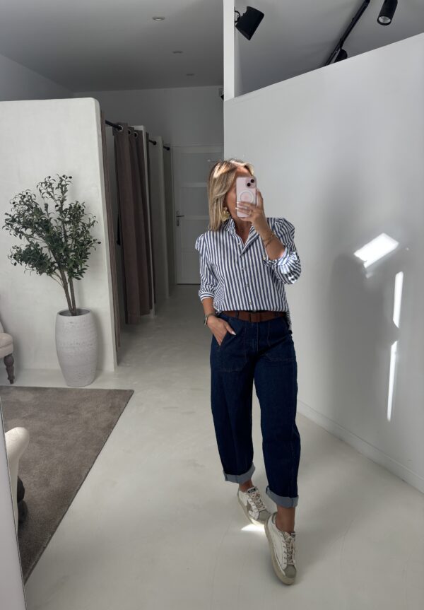 Blouse blanches à rayures bleues col montant