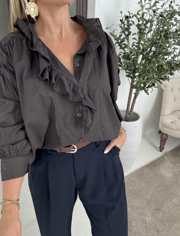 Blouse marron oversize détails volants – Image 2