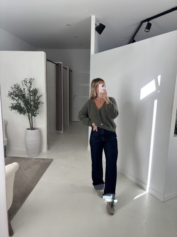 Gilet kaki avec boutons nacrés – Image 2