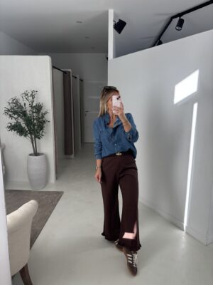 Pantalon marrron détails ourlets en volants