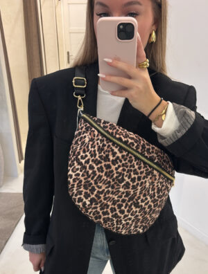 Grande banane léopard matière doudoune