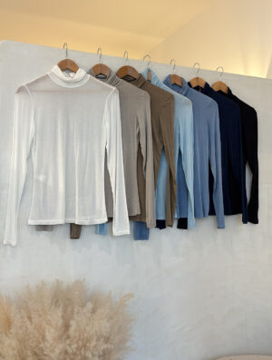 Top fin manches longues col roulé