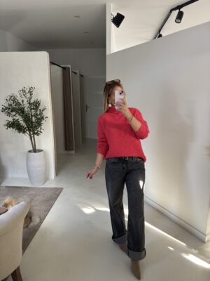 Pull col roulé rouge