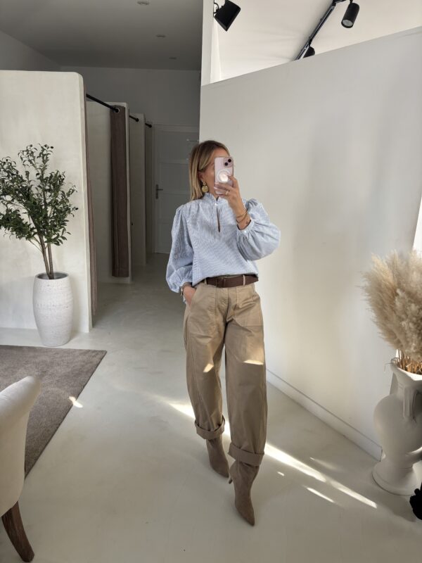 Blouse à rayures col V, manches bouffantes – Image 2