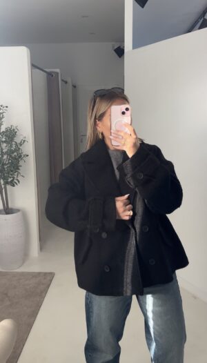 Manteau noir en laine