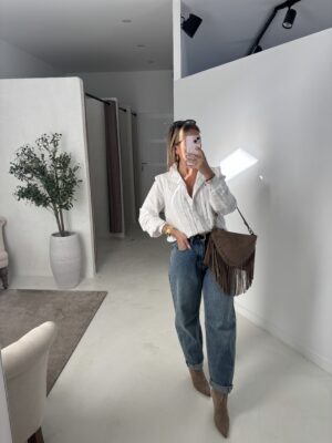 Blouse blanche brodée