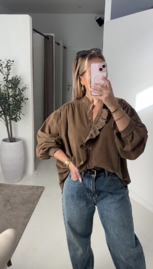 Blouse ample en velours camel