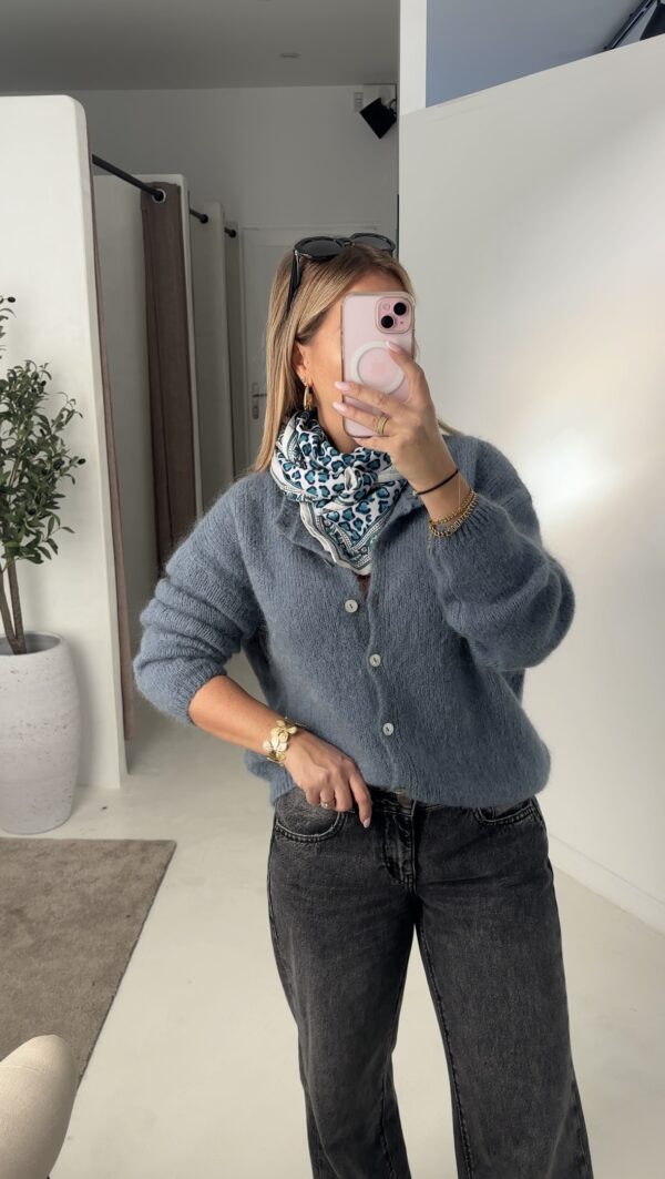 Gilet boutonné bleu gris – Image 2